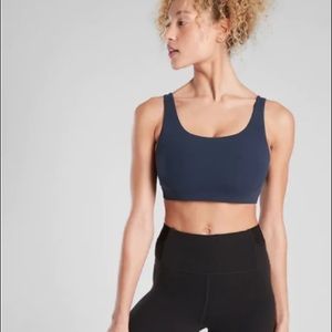 Athleta exhale sports bra